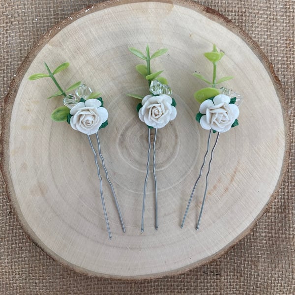 White Flower Hair Pins with Crystals 