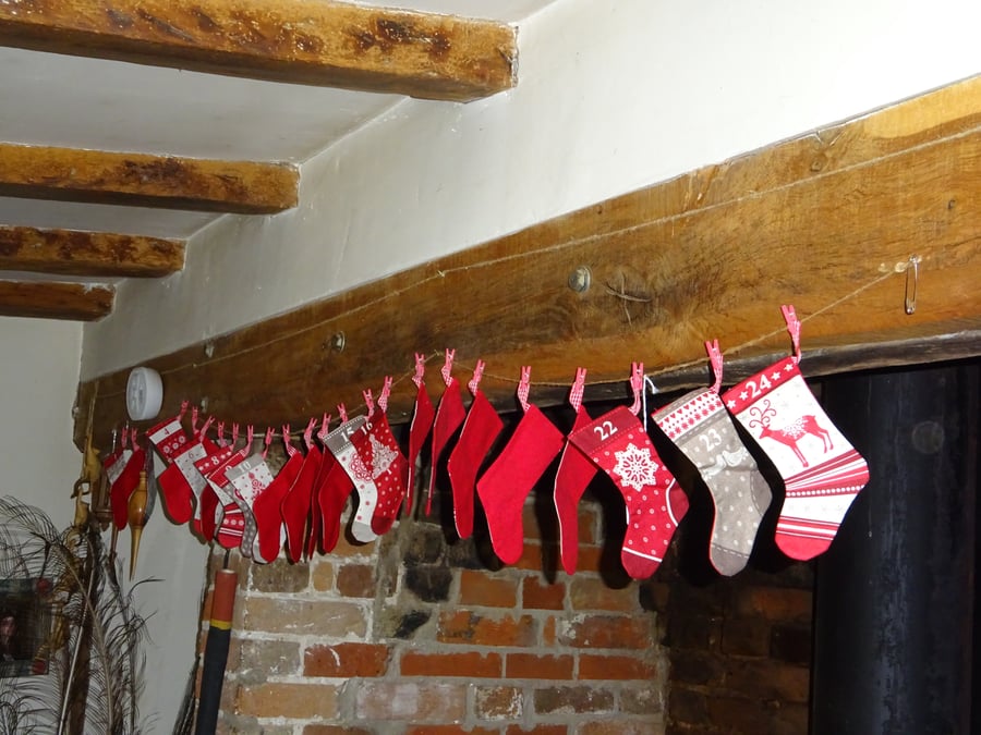 Fabric Advent calendar bunting pockets.