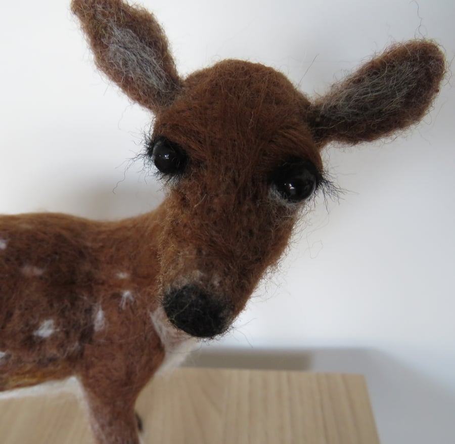 needle felted , deer, wildlife animal  ornament