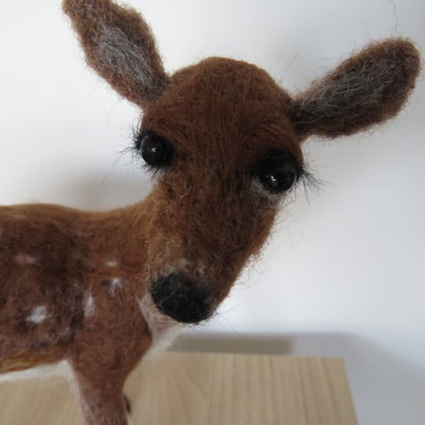 needle felted , deer, wildlife animal  ornament