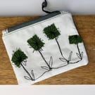 Machine embroidered coin purse