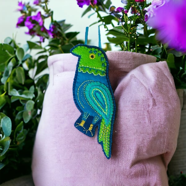 Unusual Home Gift - Quirky Parrot 