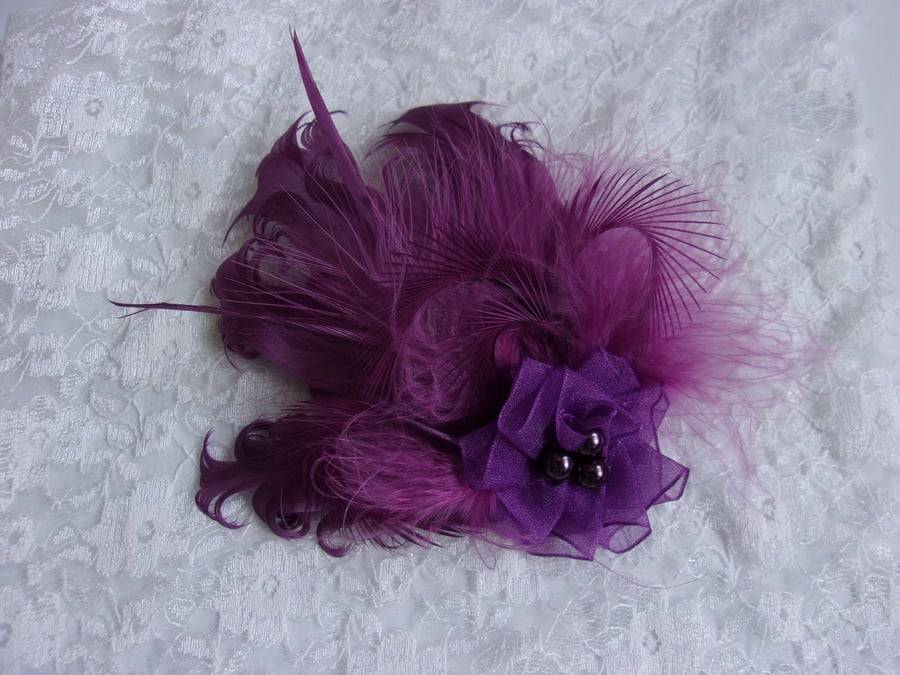 Amethyst Plum Vintage Style Small Feather & Pearl Hair Clip