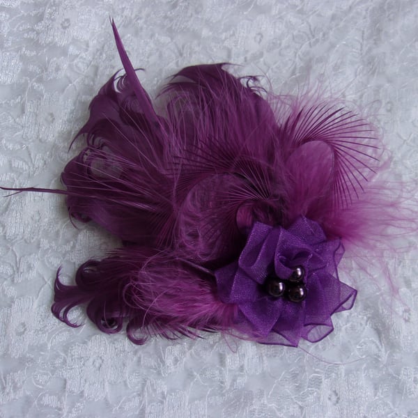 Amethyst Plum Vintage Style Small Feather & Pearl Hair Clip