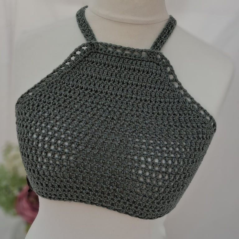 Handmade crochet ladies cropped top