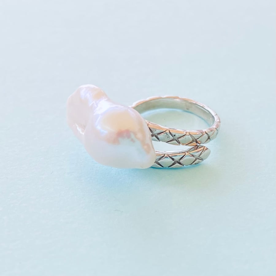 Baroque Pearl Ajustable Ring in Sterling Silver