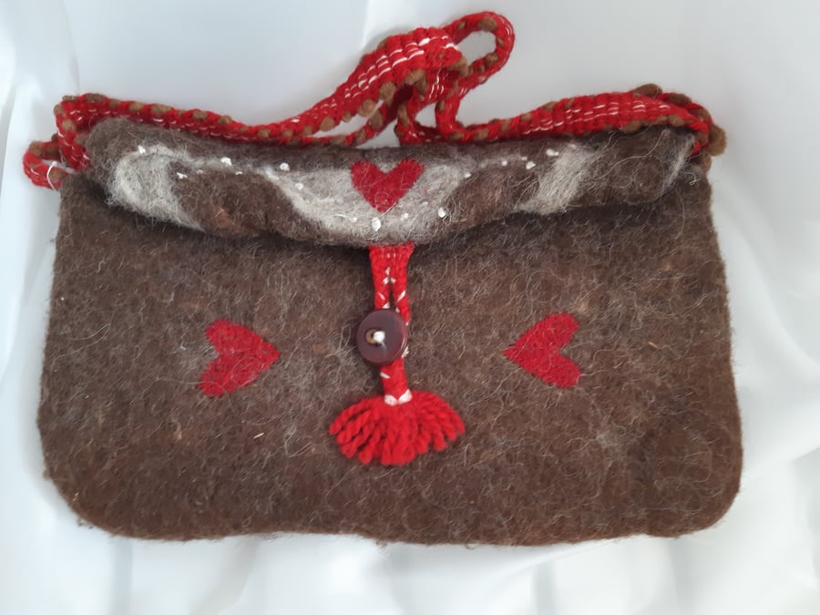 Felted pochette