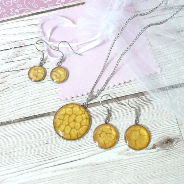 Golden Yellow enamel and resin pendant and dangle earring set