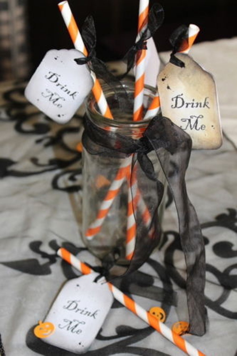 Halloween Paper Straws With Vintage and White Drink Me Tags x 6