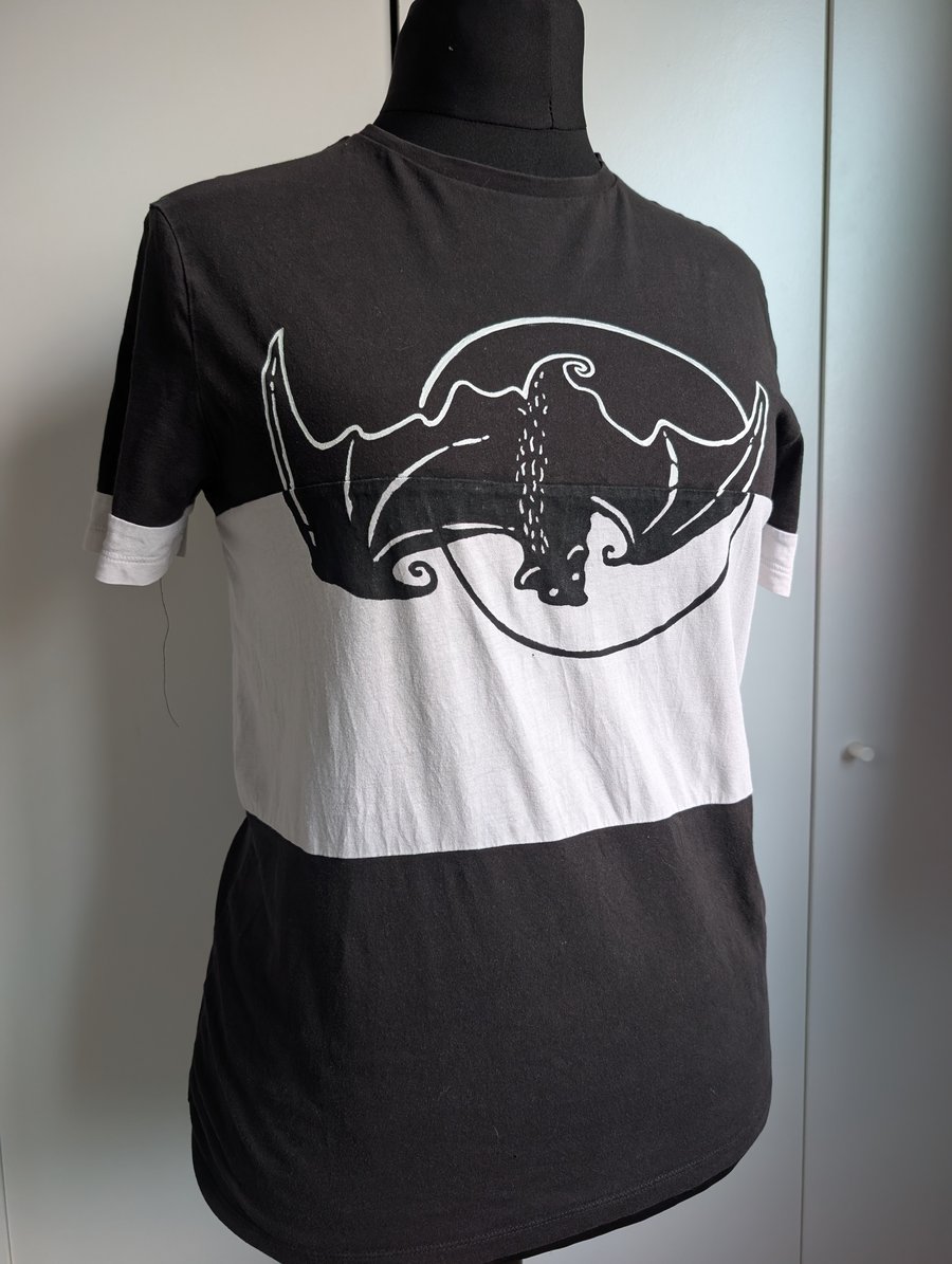 Unique hand-painted upcycled bat design t-shirt (M)