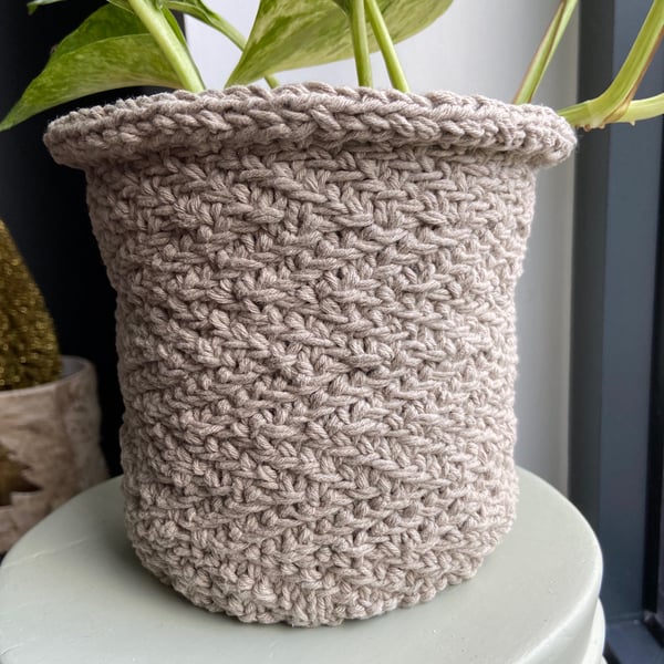 Hand Knitted Plant Pot - Beige - Recycled Cotton - Medium