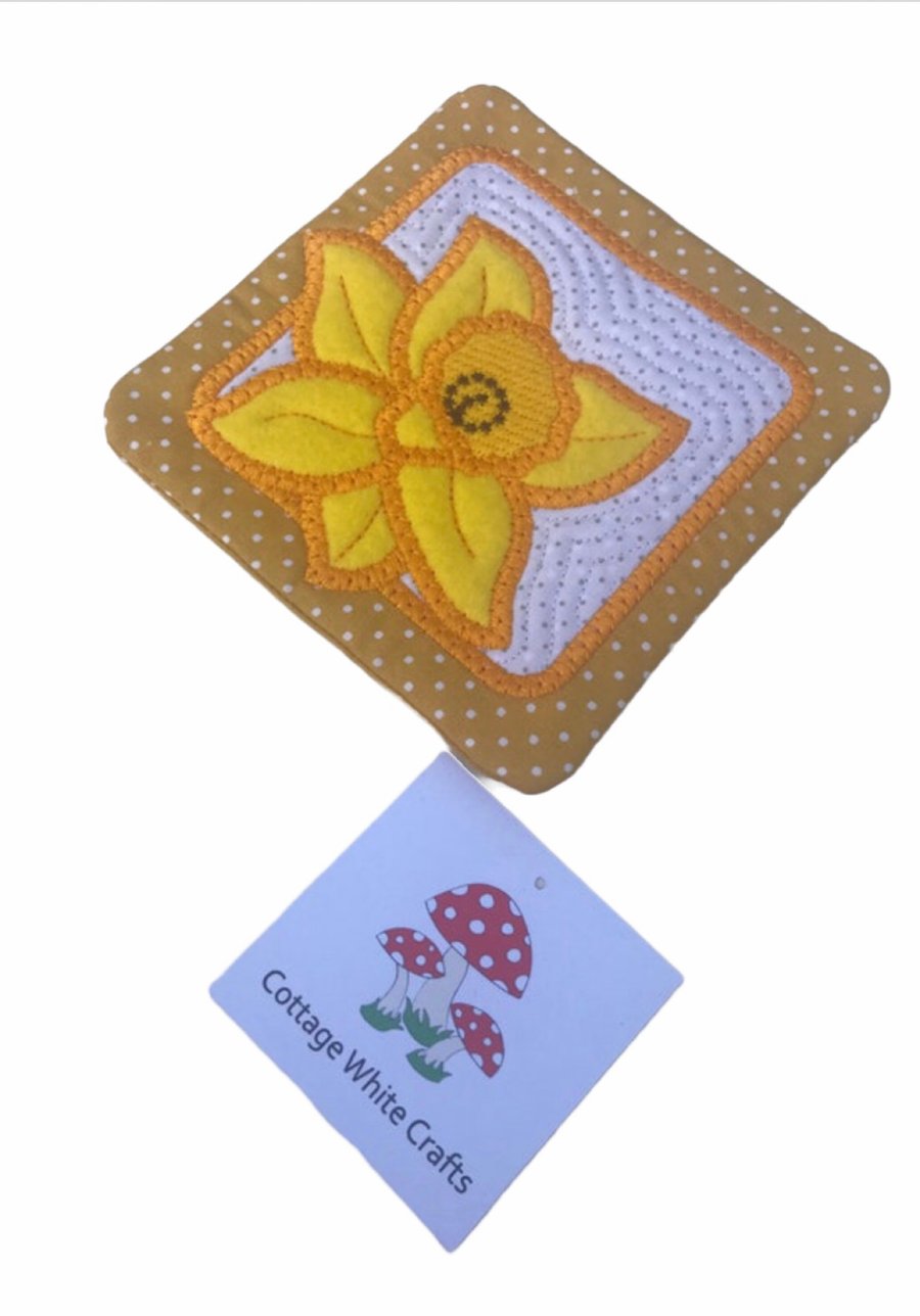 Daffodil Quilted Coaster - Drinks Mat -Mugrug - Teabag Pocket - March Birthday