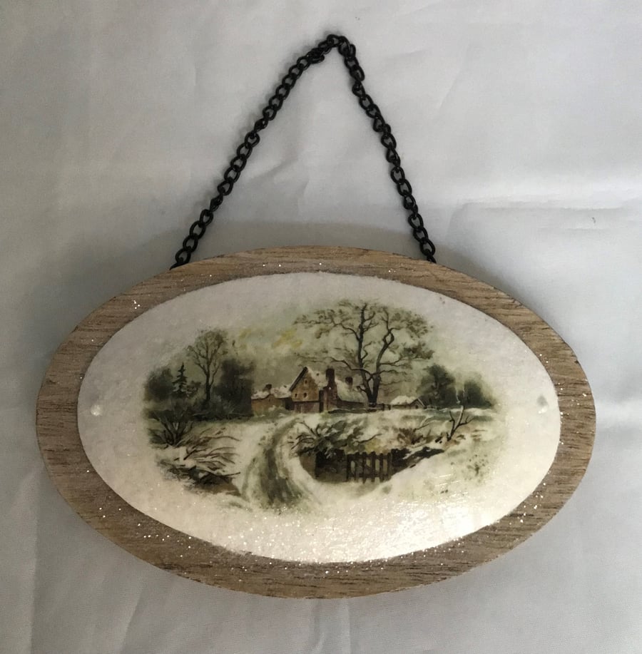 Vintage Snow Scene Medallion Hanging Decorations Wood & Metal Gate