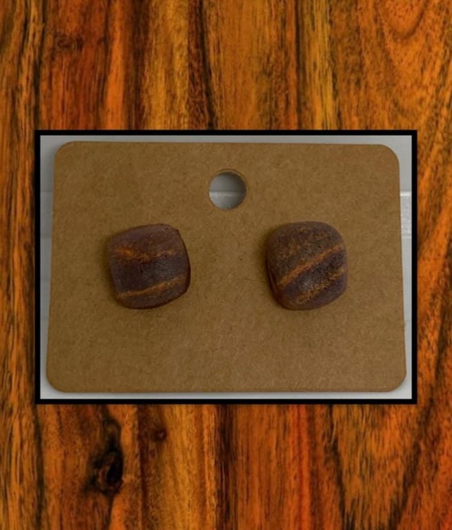 Outlet Wood grain studs