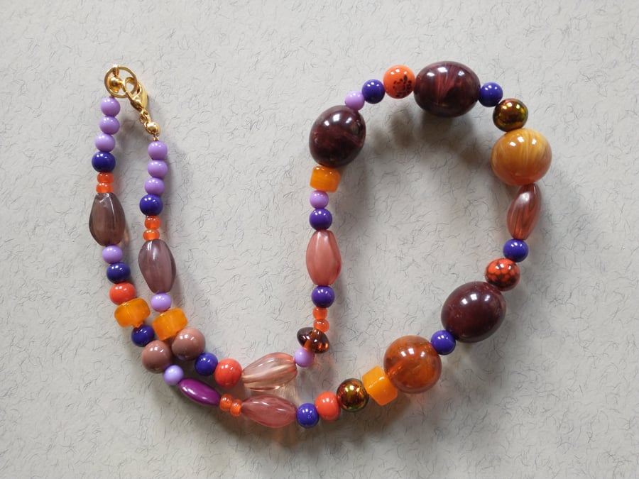 70s inspired necklace