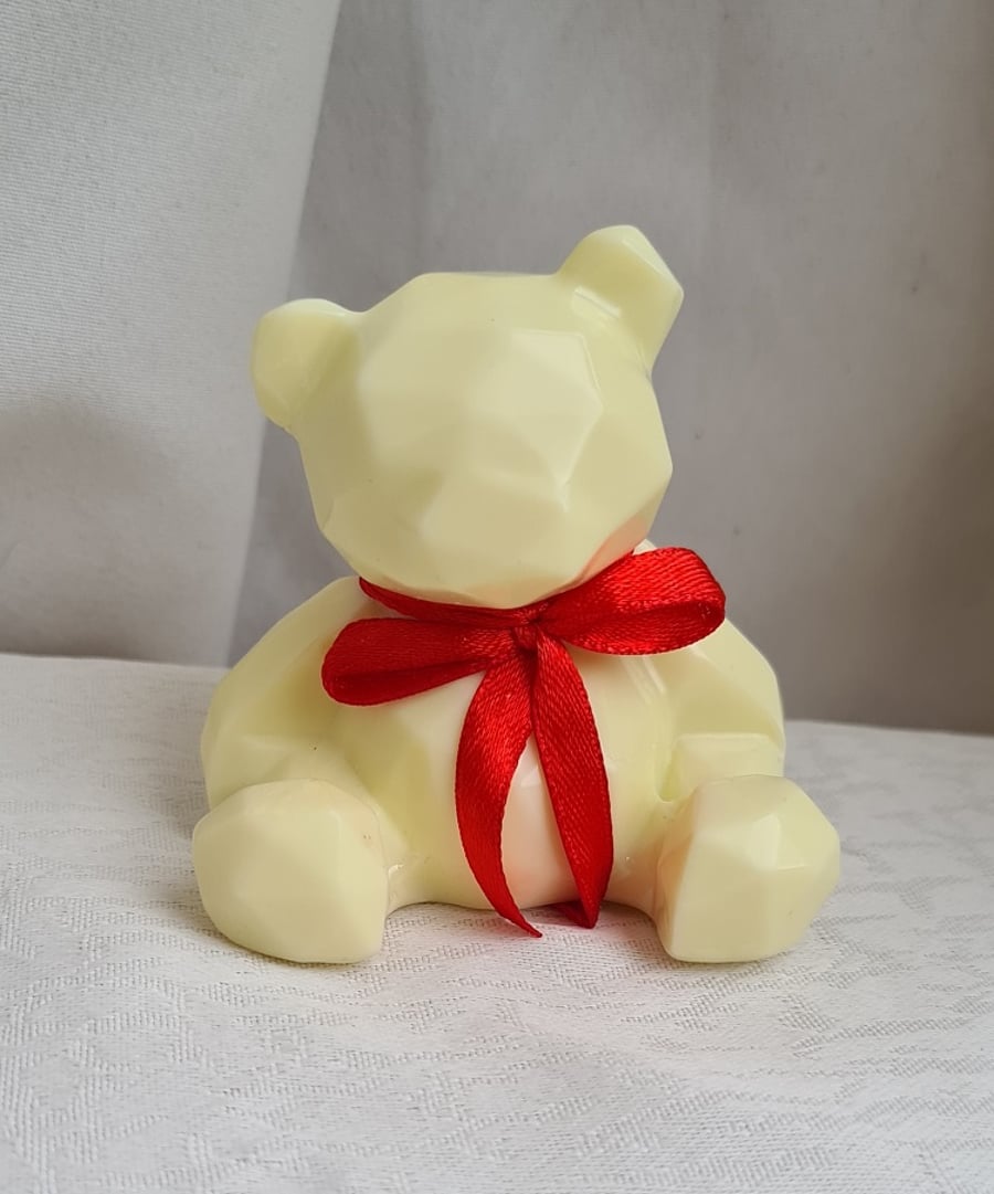 Gorgeous White Chocolate Resin Bear - Keepsake Gift.