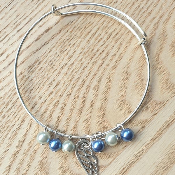 Blue and Imitation Pearl Glass Beads with Wing Charm Bangle