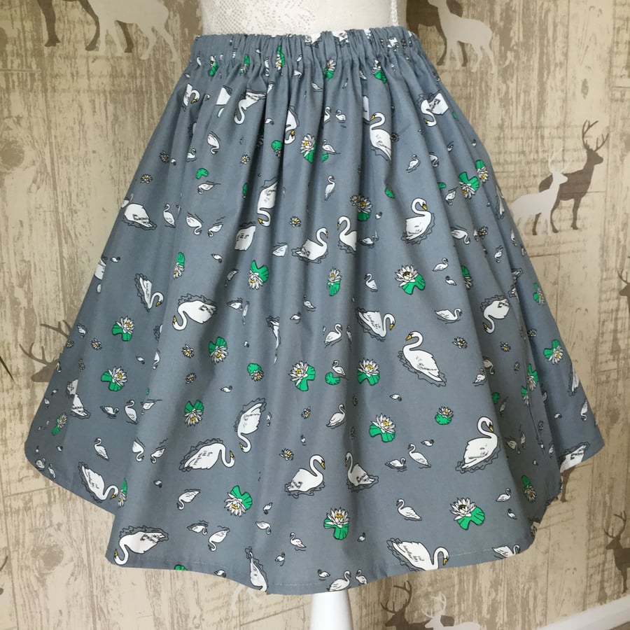 Retro 50's Beautiful Swans Rockabilly Full Flared Skirt Size 14 16