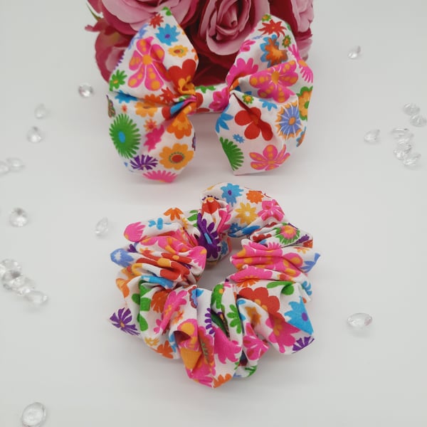 Hair bow and scrunchie set in neon flowers. 