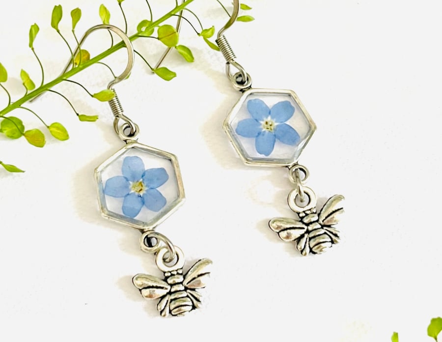 Bee charm earrings, bee jewellery, real flower drop earrings 