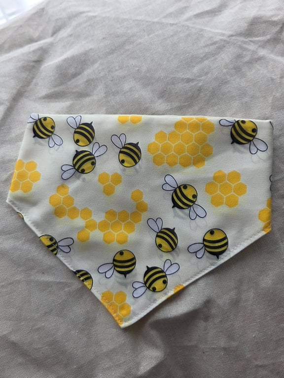 Elasticated slip-on Dog Bandana - Size M-L