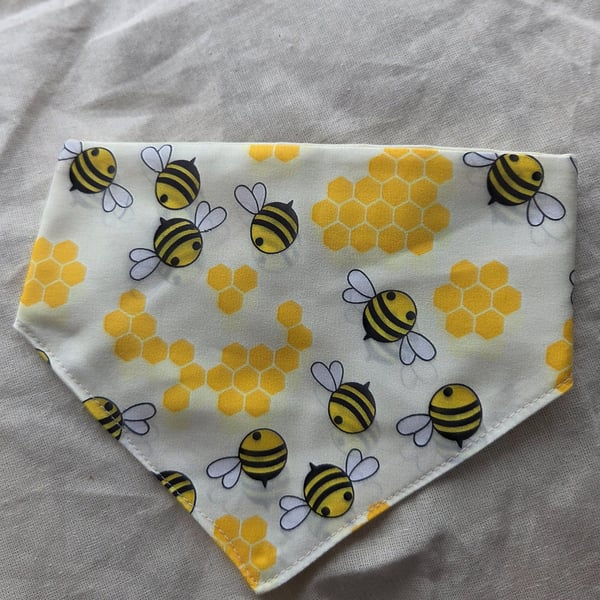 Elasticated slip-on Dog Bandana - Size M-L