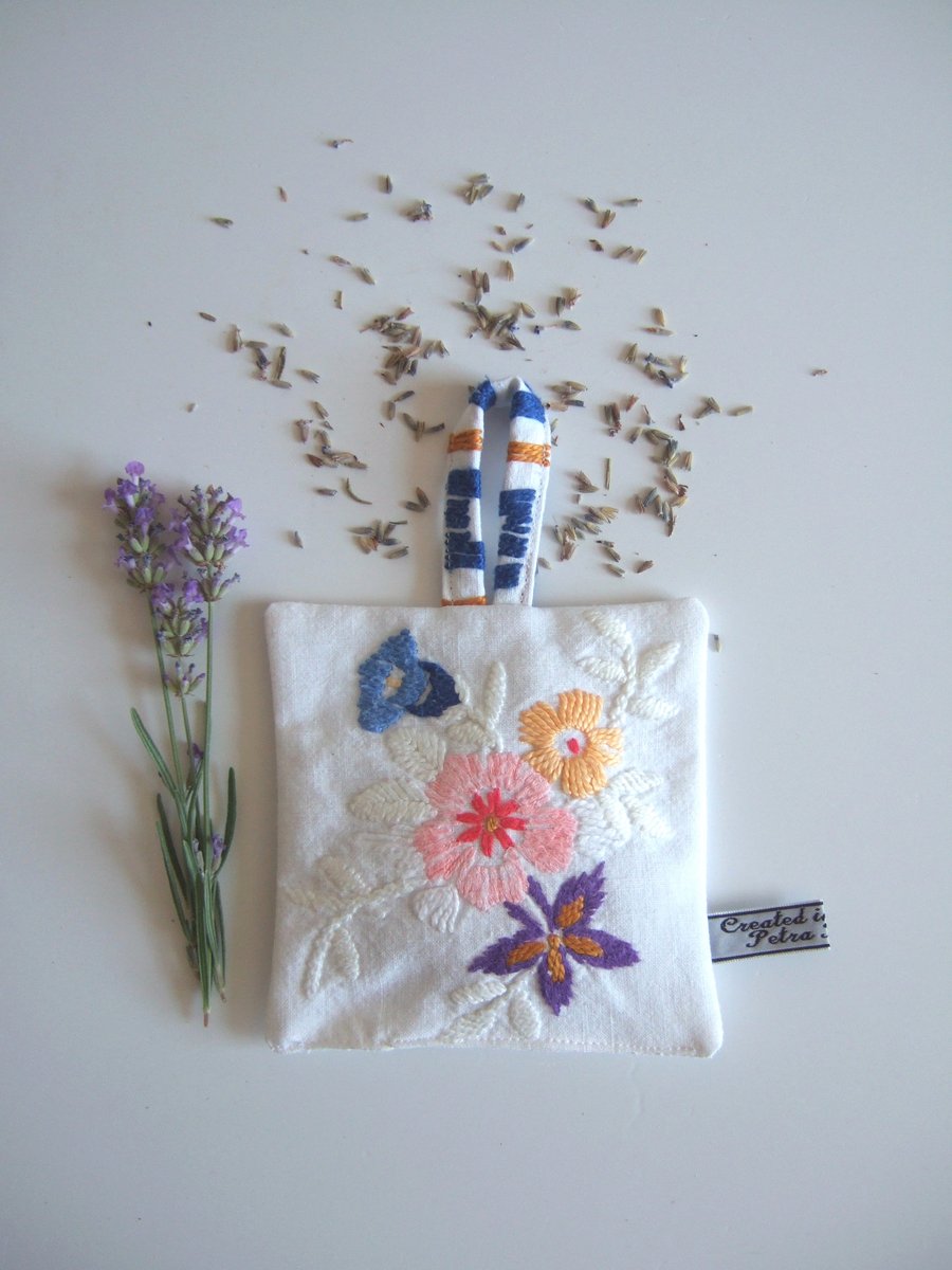 Craft Vintage embroidery bright floral lavender bag 