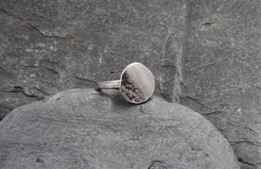 Silver Pebble ring - Sterling silver nugget ring - hammered silver ring - Reflec
