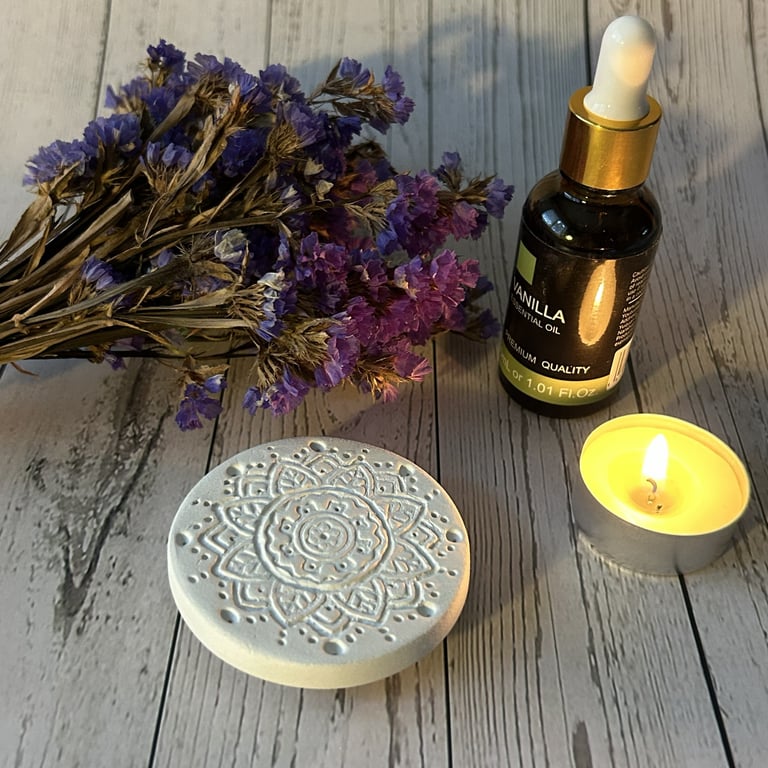 Clay Pedestal Essential Oil Diffuser – Echoes of Essence 
