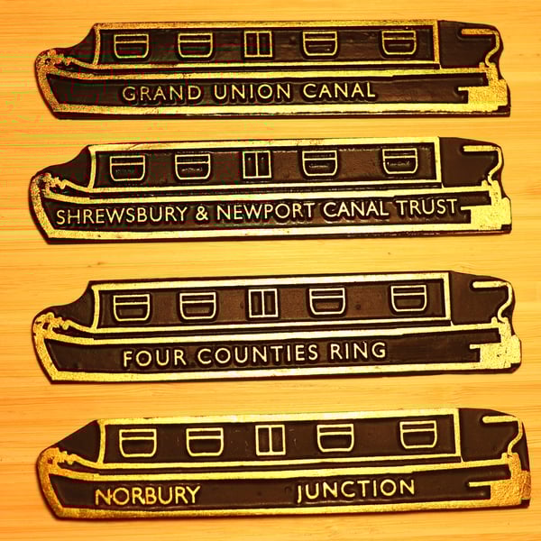 Canal & Riverside plaques to collect in our classic canal boat template shape. 