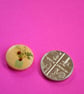 15mm Wooden Floral Buttons Natural Wood 10pk Flowers Blue Vase (SNF1) - Image 2