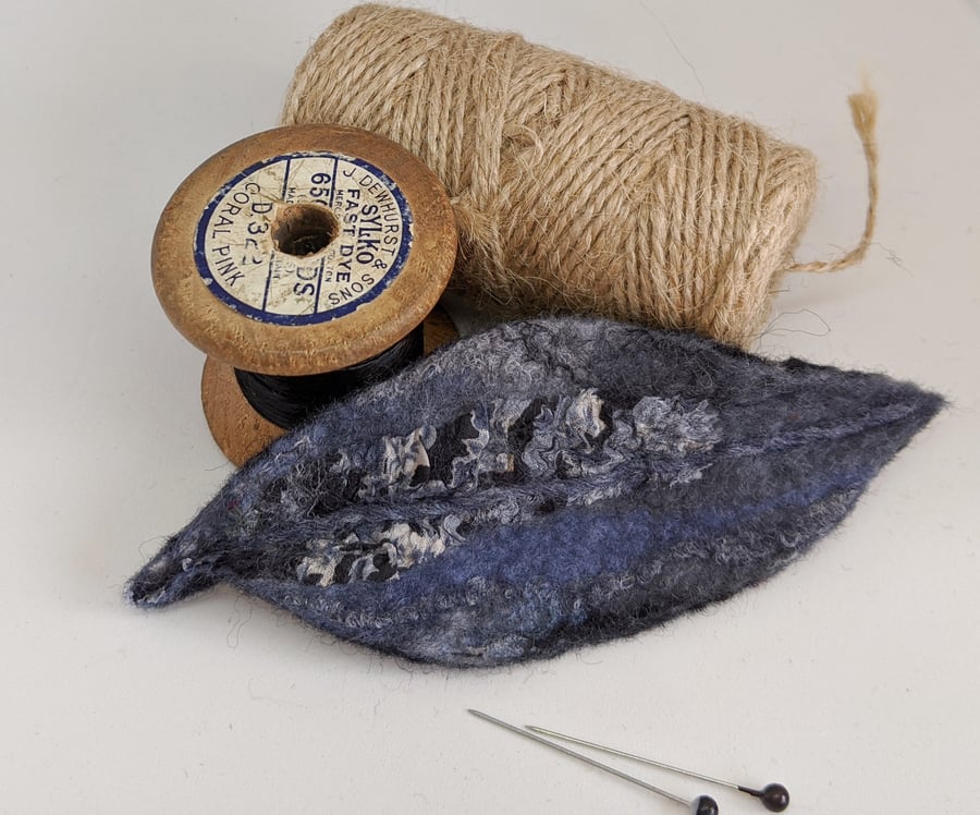 Felted leaf brooch : blue grey