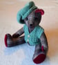 Collectable tweed teddy bear 'Hamish' with knitted wool waistcoat and hat - Image 2