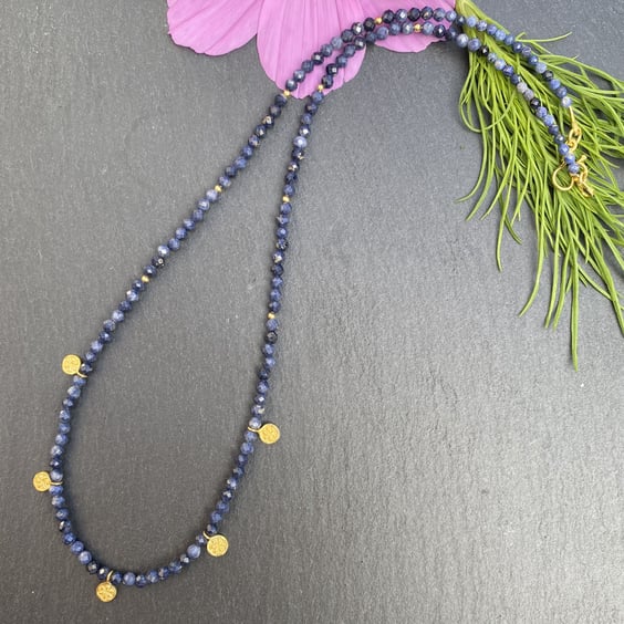 Burmese Dark Blue Sapphire and Gold Vermeil Daisy Charm Necklace