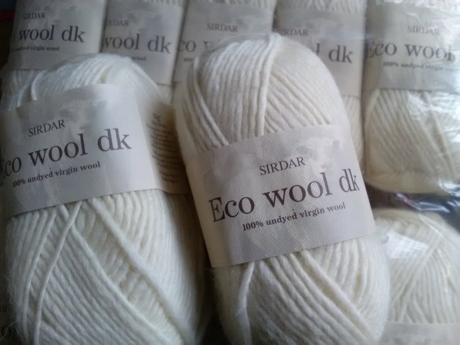 50g SIRDAR ECO WOOL ECRU shade 200