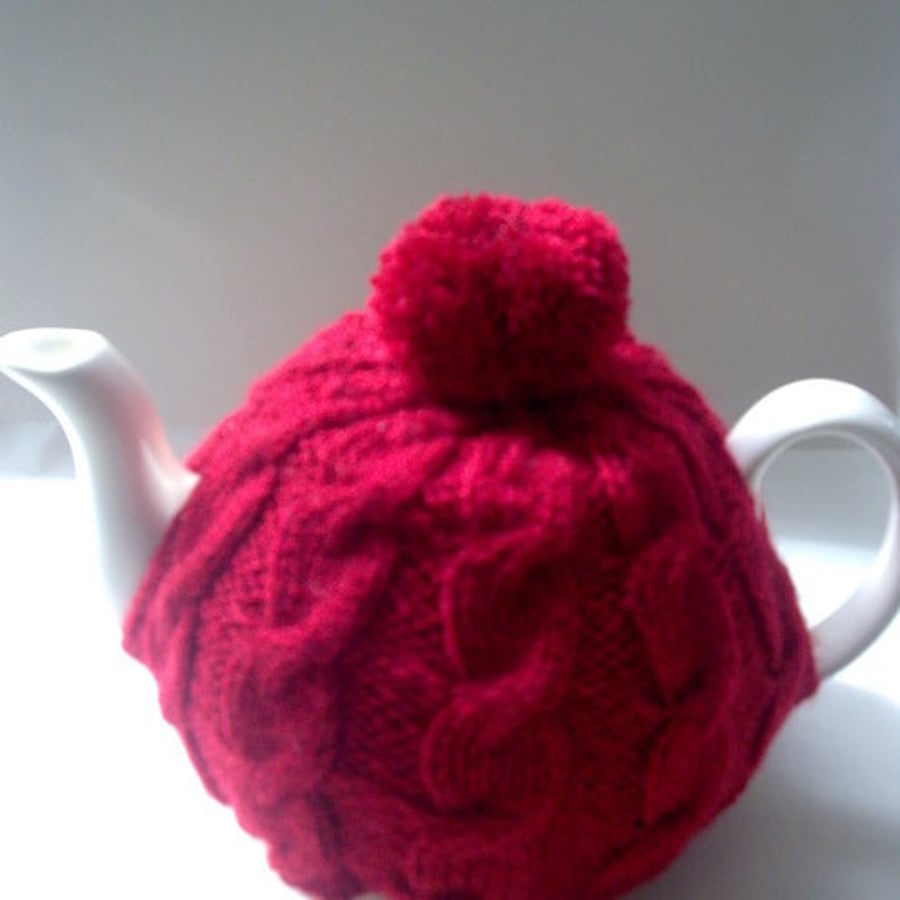 Tea Cosy - Traditional Cable fits 4 cup pot 