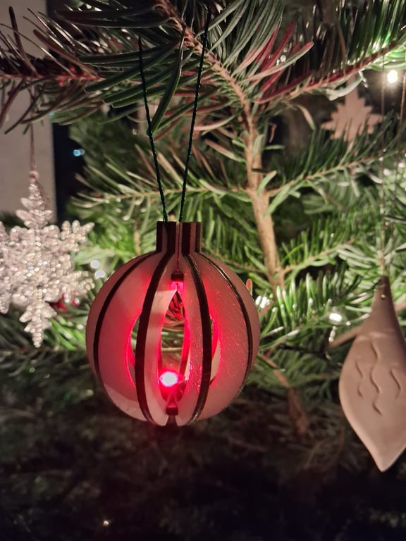 Xmas Bauble with Light.