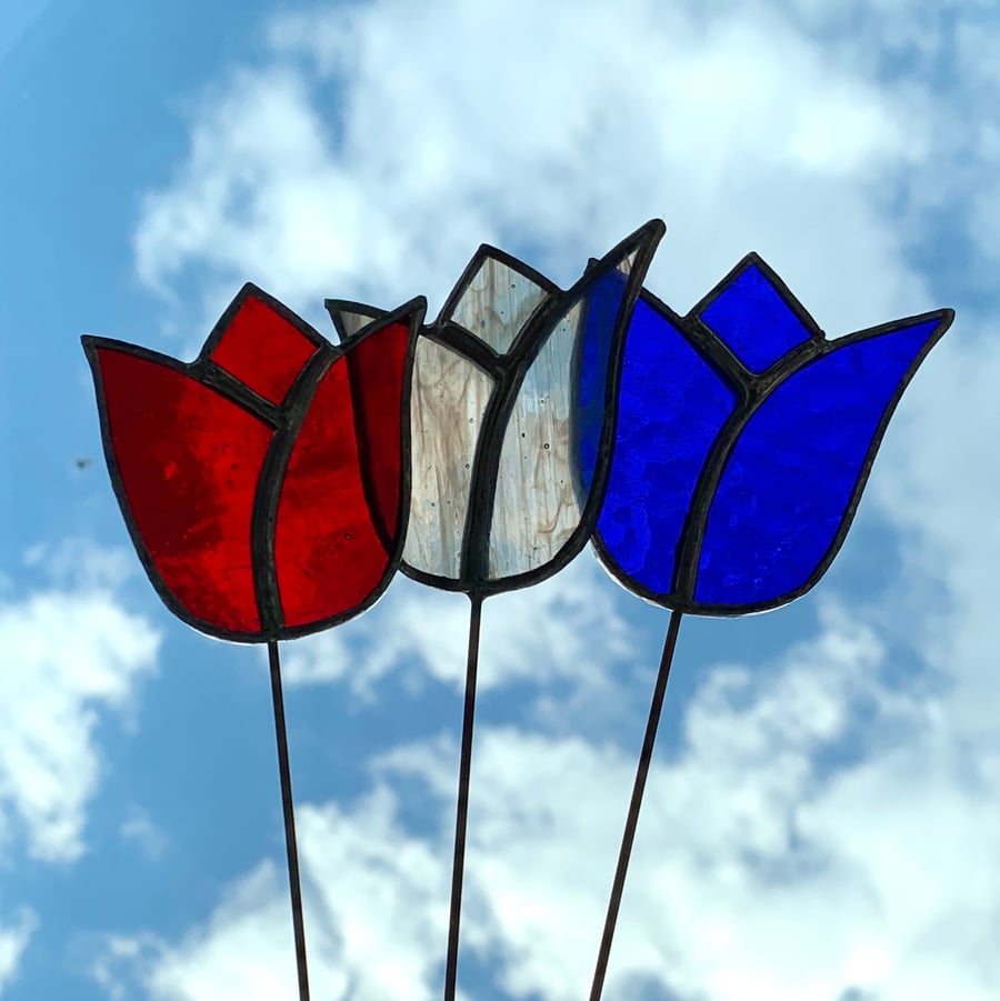 Stained Glass Small Tulip Stake x 3 -  Plant Pot Decoration 