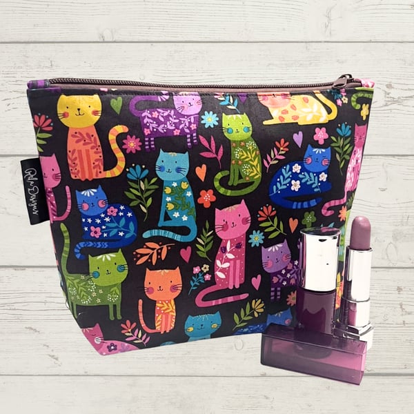 Makeup bags colourful cats 