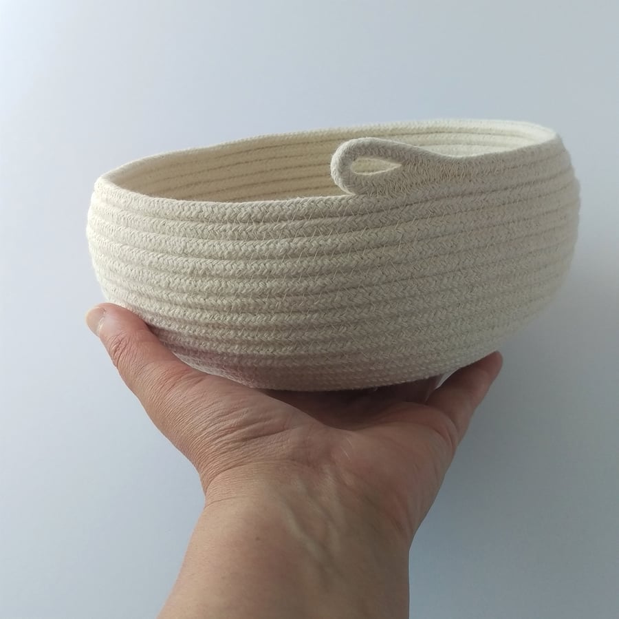 Bouldner Bowl, a coiled rope bowl 