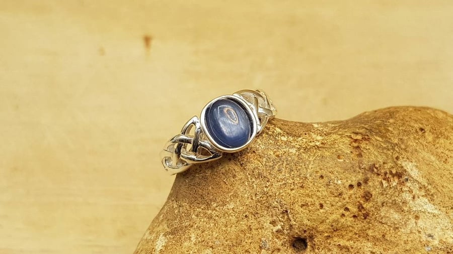 Celtic knot Kyanite ring. blue gemstone ring. UK SIZE N