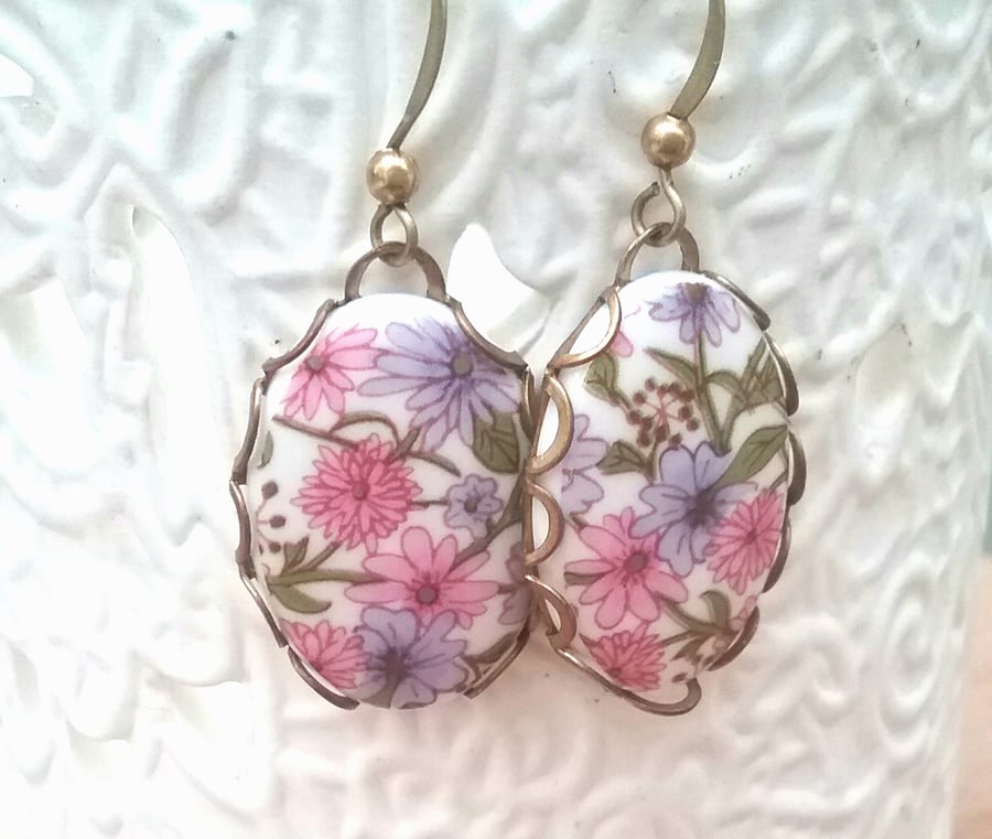 Floral Cabochon Earrings...
