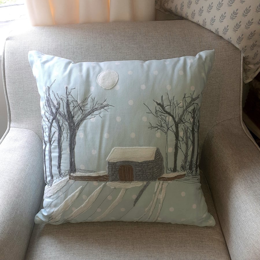 Winter Scene Free Motion Appliqued Cushion