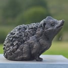 Hedgehog Animal Statue Small Bronze Wildlife Ornament Bronze Resin Sculpture