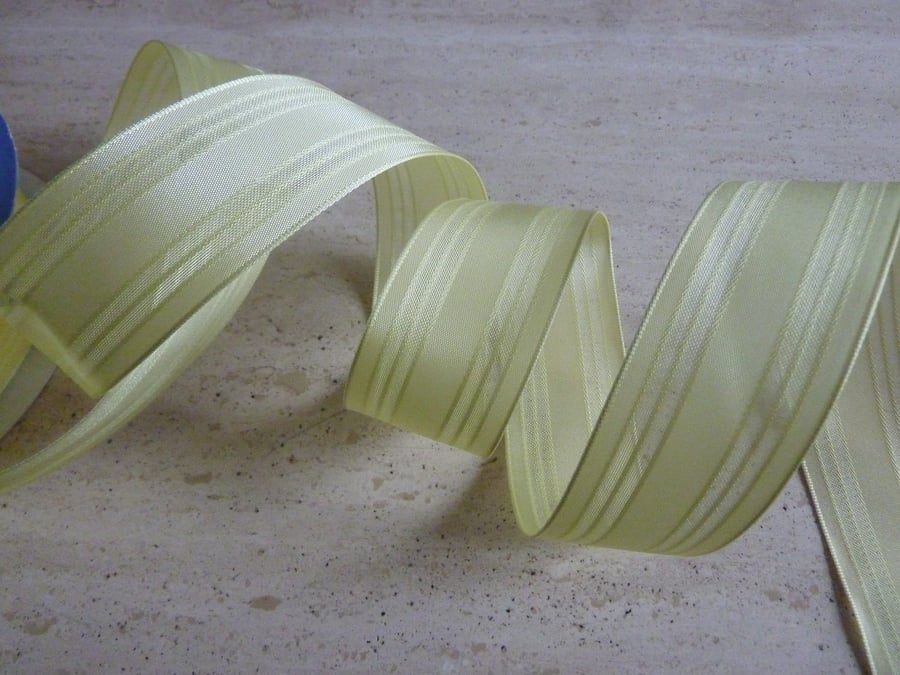 1 Metre Wire Edged Ribbon Xmas 38mm Lemon Stripe