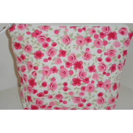 Pink Roses Cosmetic Make Up Purse Bag English Rose Make Up