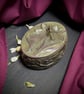 Box of small secrets - cast resin trinket box with brass gilt - Image 6