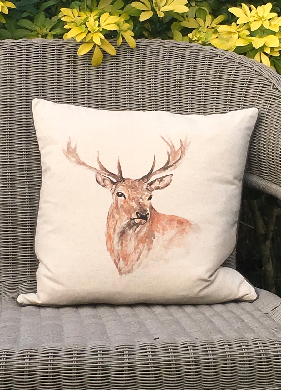 Stag Cushion. Stag deer scatter pillow. Free Uk P &P. Linen and wool cushion.