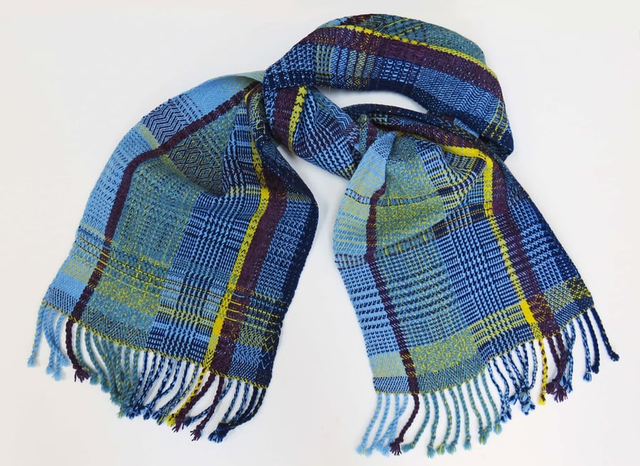Sold - Unique handwoven scarf
