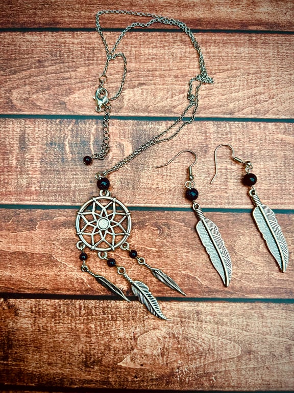 Dreamcatcher Necklace & Earrings Set